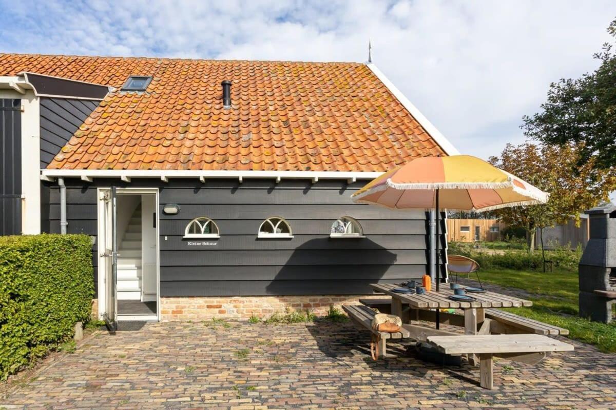 De Kleine Schuur At Buitenplaats Zeeuwse Liefde 韦斯特卡佩勒 外观 照片